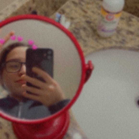 Meet your Posher, Hazel - Picture 1 of 1